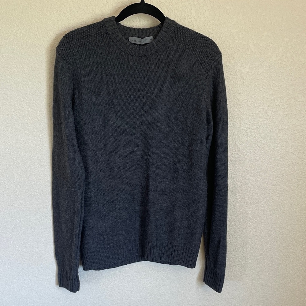 Icebreaker Merino Wool Charcoal Crewneck Sweater - Men's M Base Layer Pullover